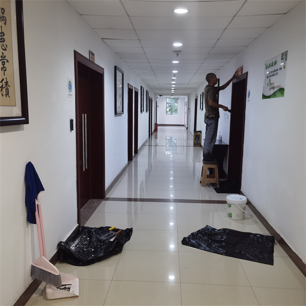 2021年8月3日重庆万州区政协墙面涂料维修服务由重庆渝超物业管理有限公司万州分公司承接，并圆满完成任务，且得到甲方一致好评。
