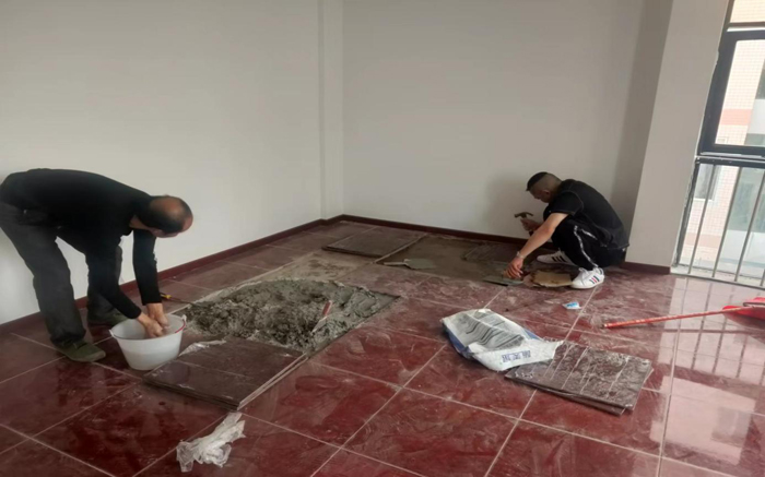 2022年4月25日重庆市城乡建设服务中心修地砖服务，由重庆渝超物业管理有限公司万州分公司承接