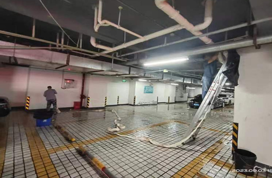 2023年9月3日万州哈尔滨银行疏通下水道由重庆渝超物业管理有限公司万州分公司承接,并顺利完成任务,且得到甲方一致好评。